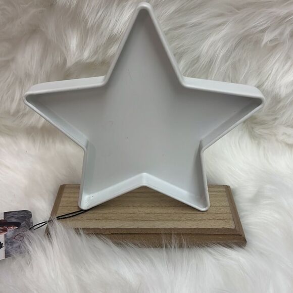 NWT Rae Dunn #1 MOM Star Stand - Picture 4 of 4